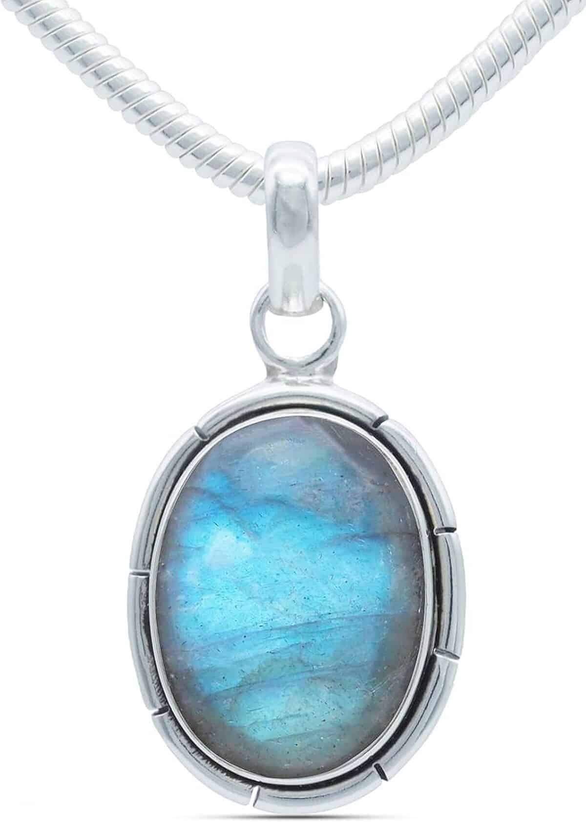 Avis sur le collier Mantraroma en argent 925 et labradorite