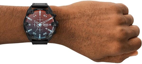 Montre Diesel Spiked pour Homme, Mouvement chronographe à Quartz avec Bracelet en Cuir