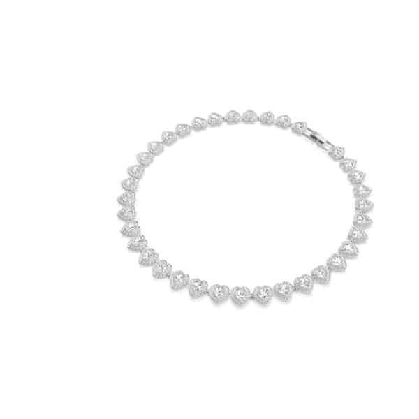 Découvrez notre analyse détaillée du collier cœur blanc Swarovski inspiré par Ariana Grande : design, qualité et élégance à l'honneur dans cet article.