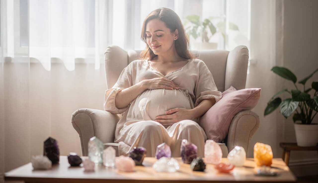 Lithothérapie et maternité : quels bienfaits ?