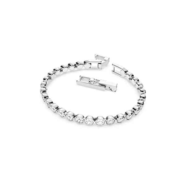 Découvrez notre analyse détaillée du bracelet tennis Swarovski en métal rhodié, blanc : un bijou alliant élégance et qualité.